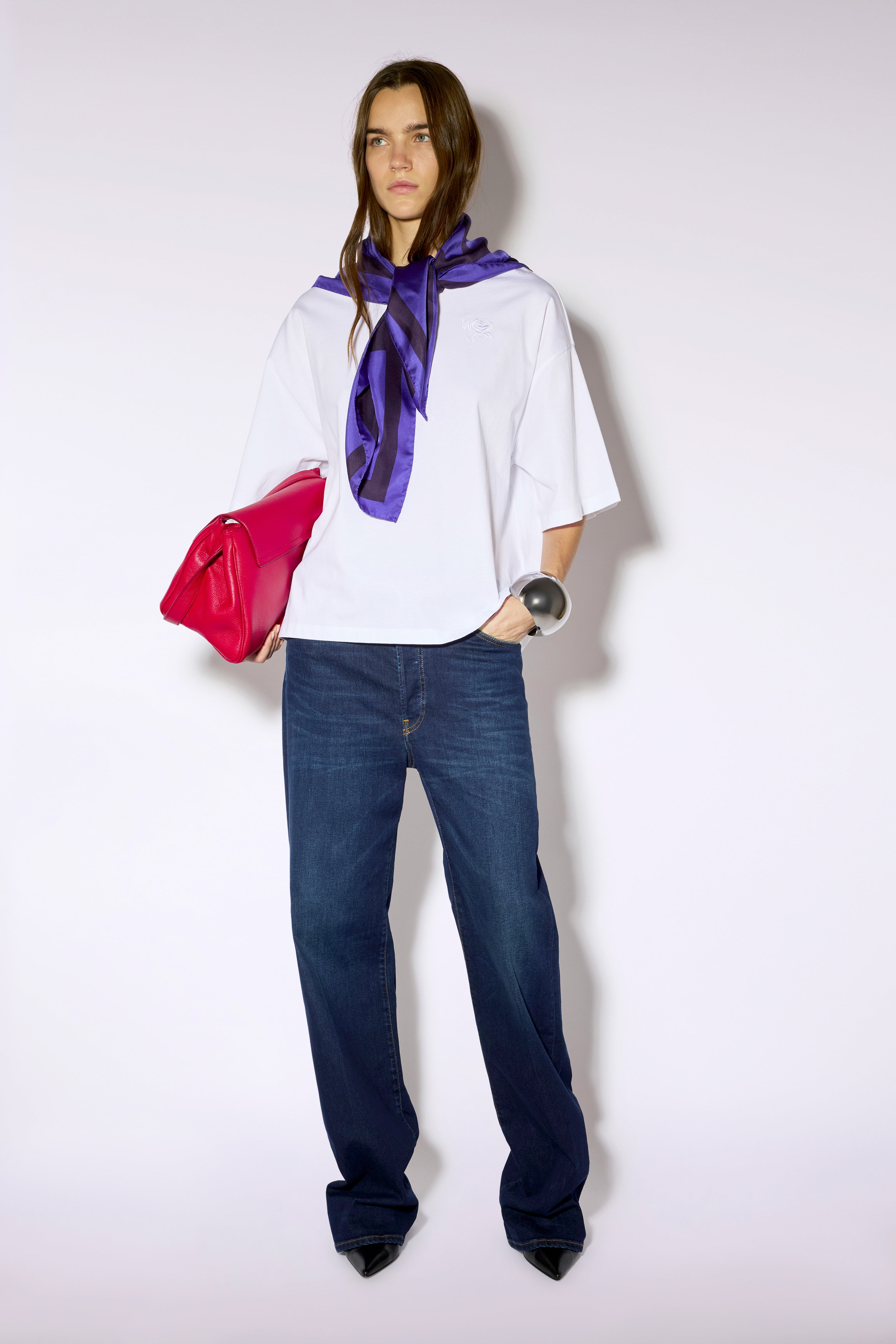 W6FF6WY52Z87-0-A-JEANS