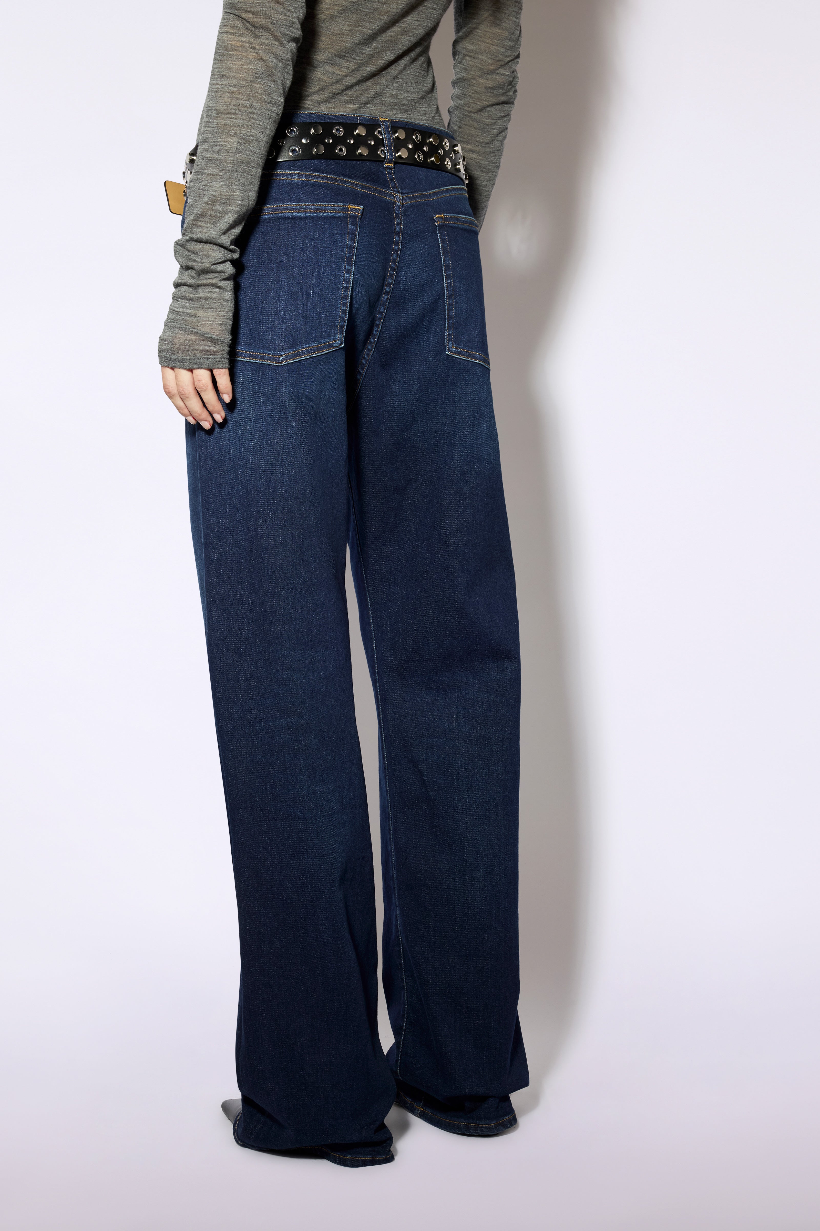 W6FF6WY52Z87-0-C-JEANS