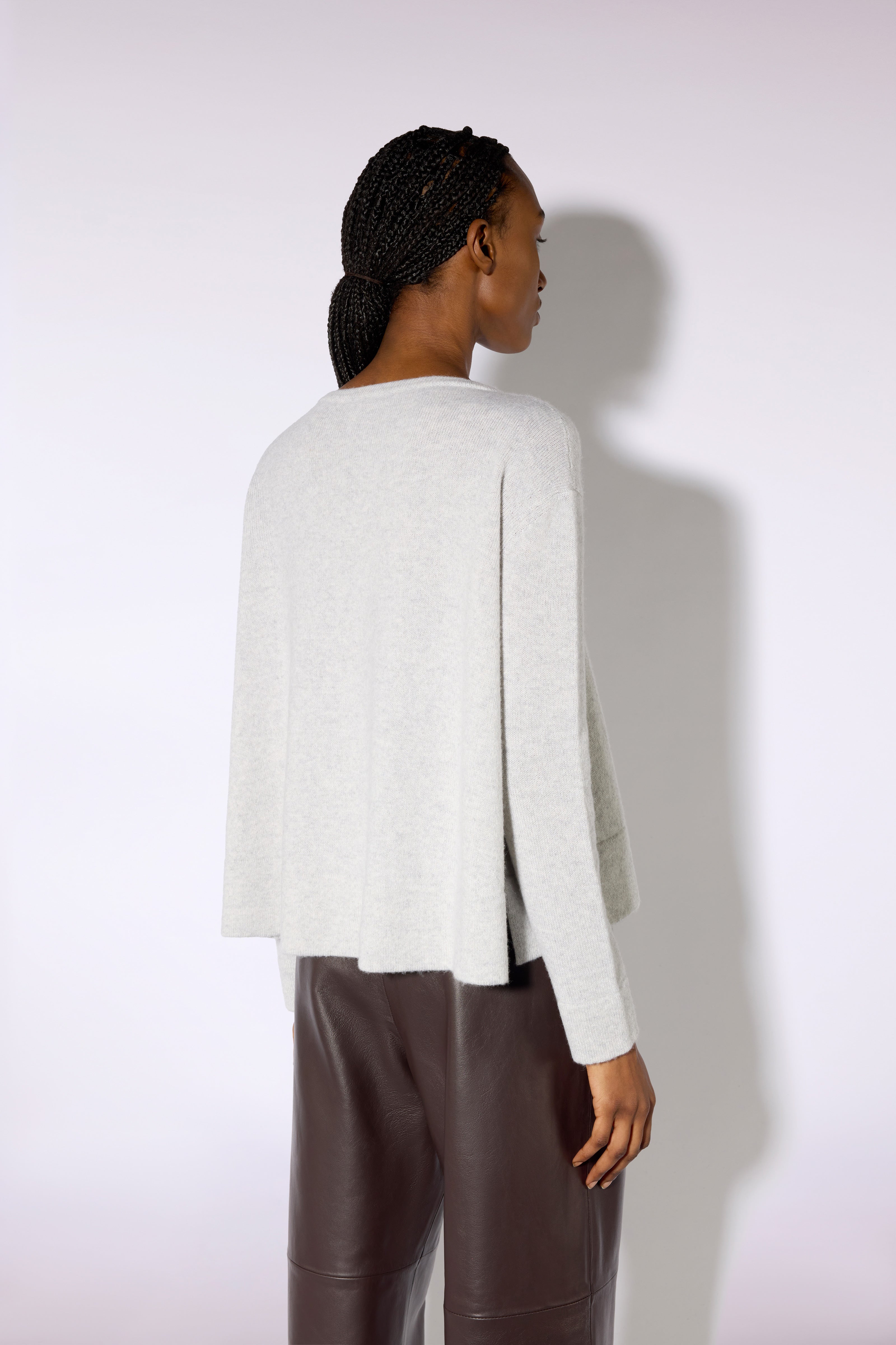 MAGLIA-NESTI