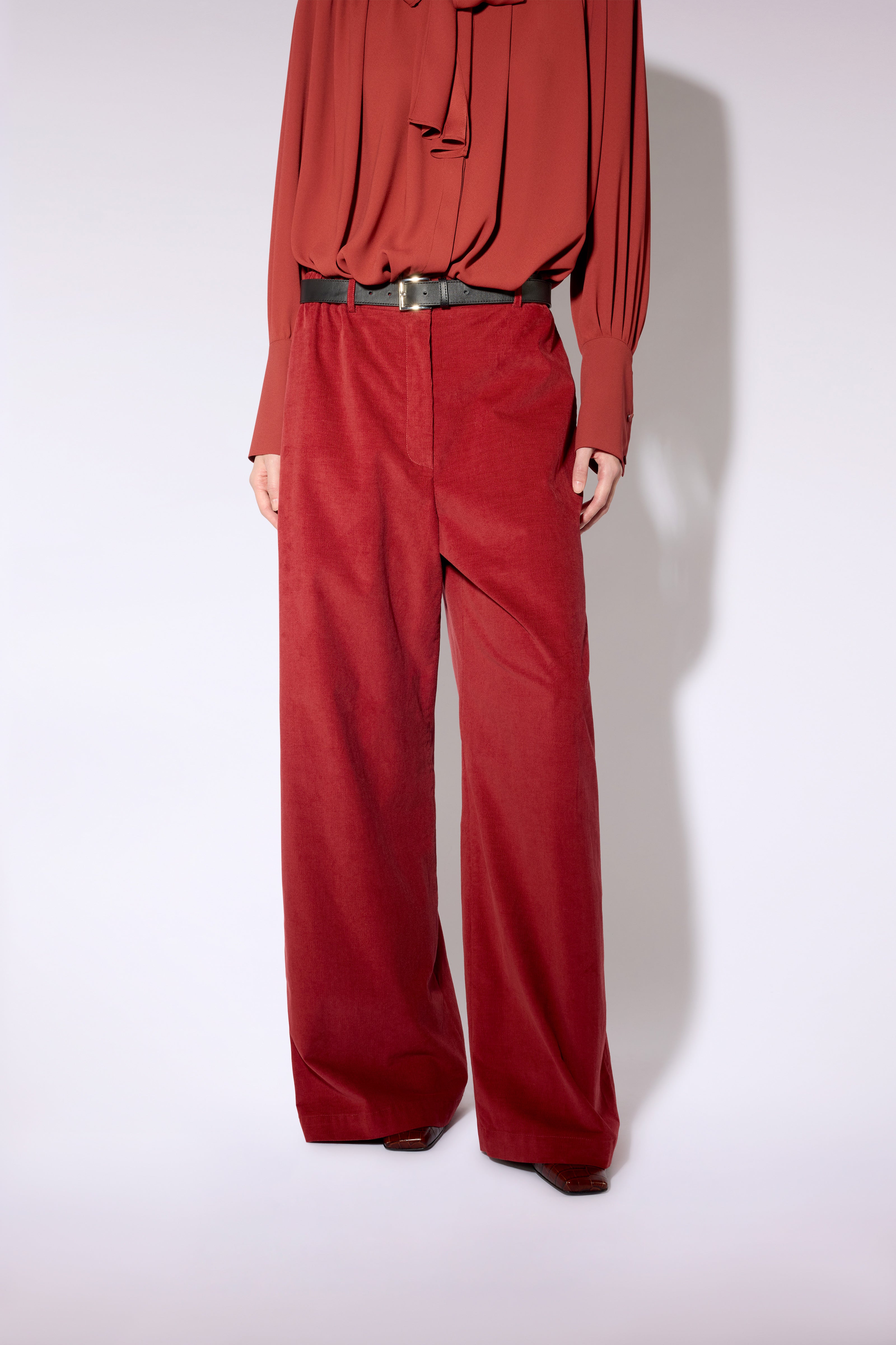 PANTALONE-BENTON